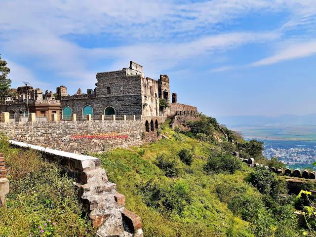 Kondapalli Fort